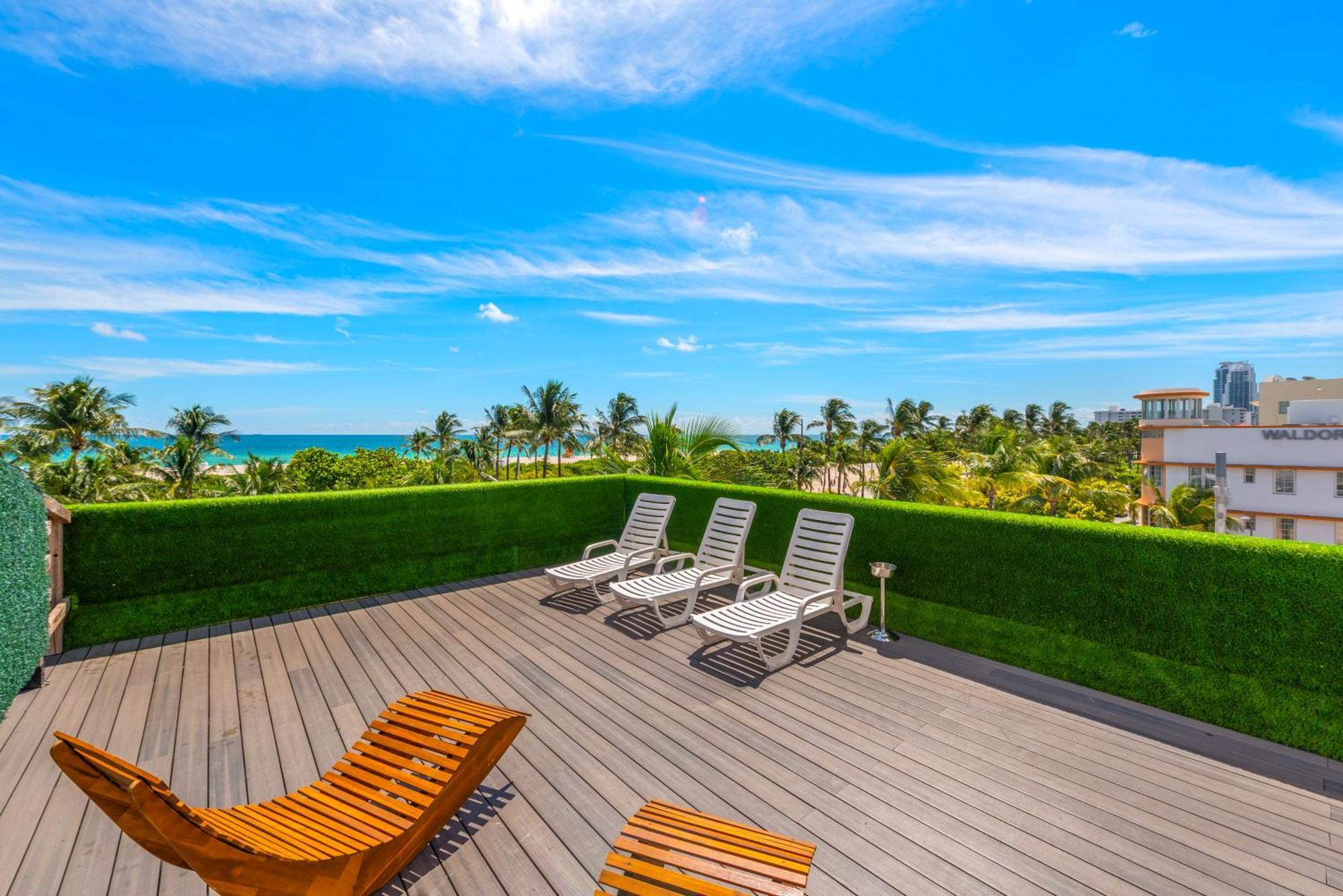Sobe Suites In Miami Beach Exterior photo